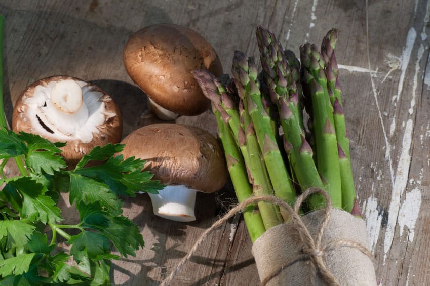 Asparagus and Mushroom Salad | Kasia Kines - Functional Nutrition