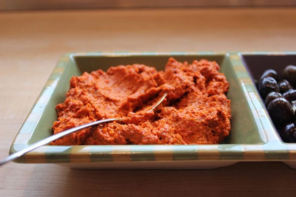 Sun-Dried Tomato White Bean Spread | Kasia Kines - Functional Nutrition